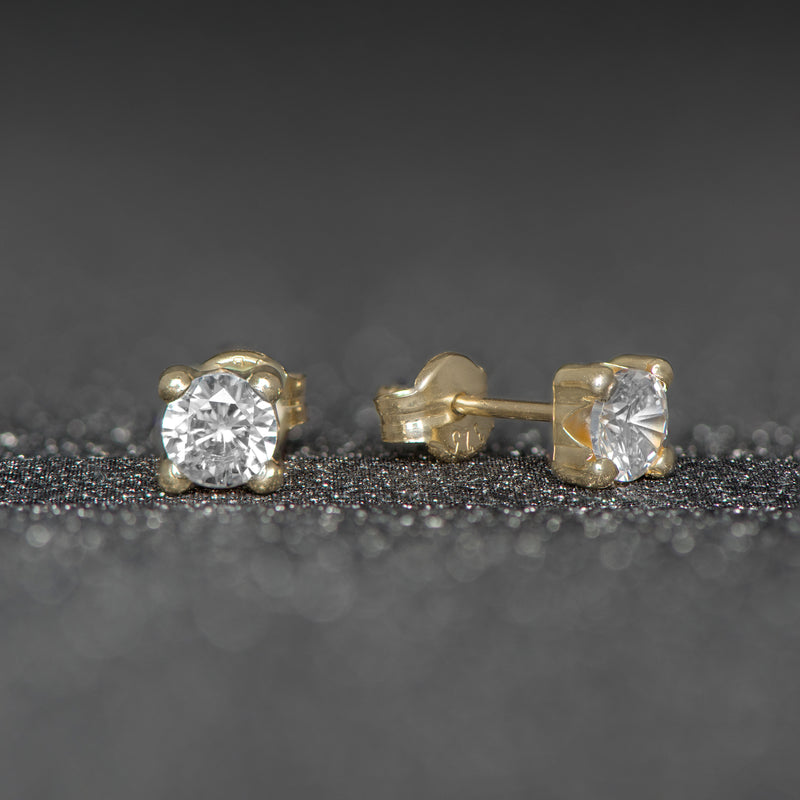 9ct Gold Square Stud Earring - Hypoallergenic 9ct Gold Jewellery for Ladies - 4mm * 4mm